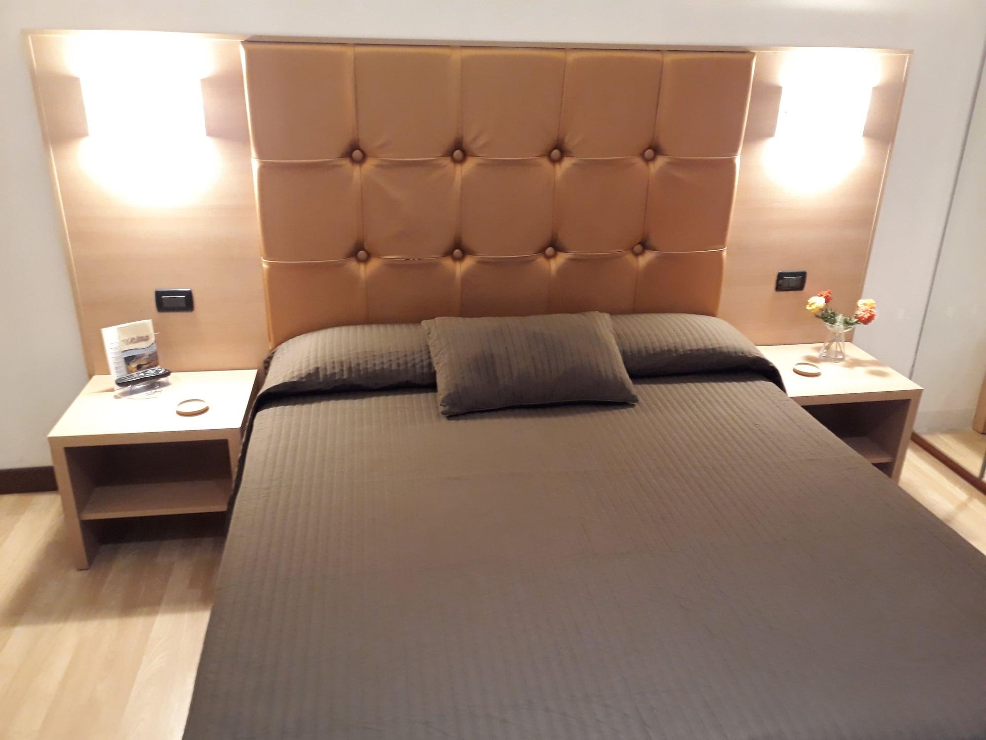 Pensión Residenza Cola Di Rienzo - In Roma