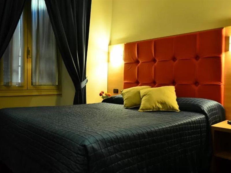 Affittacamere Residenza Cola Di Rienzo - In Roma