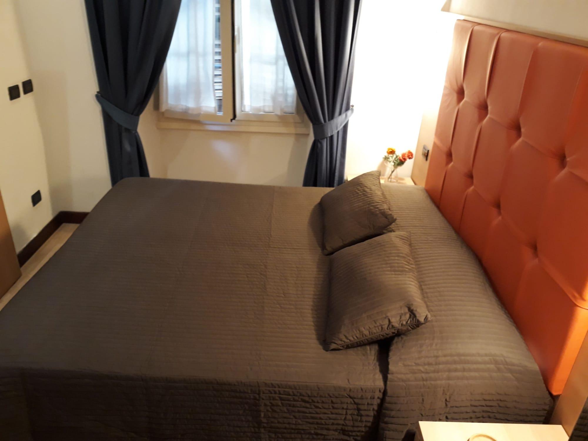 Affittacamere Residenza Cola Di Rienzo - In 2*