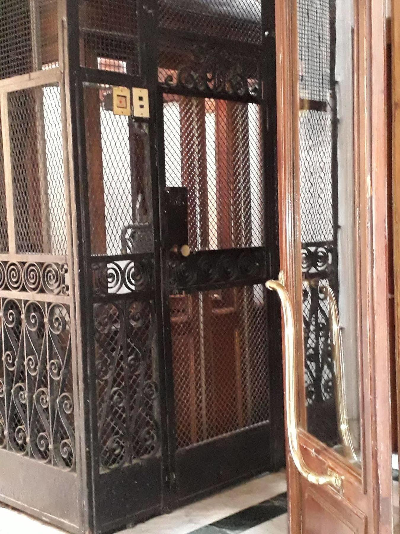 Residenza Cola Di Rienzo - In Affittacamere 2*