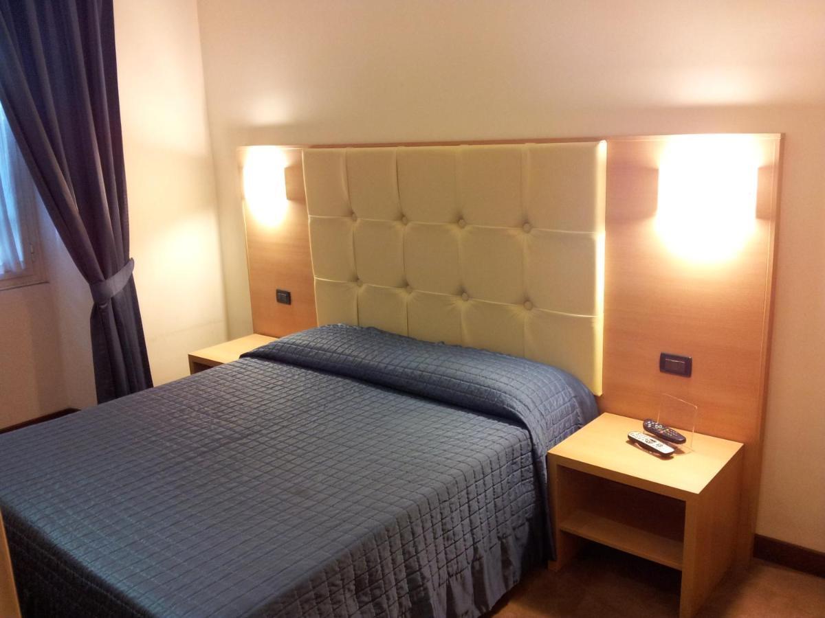 Residenza Cola Di Rienzo - In Affittacamere 2*